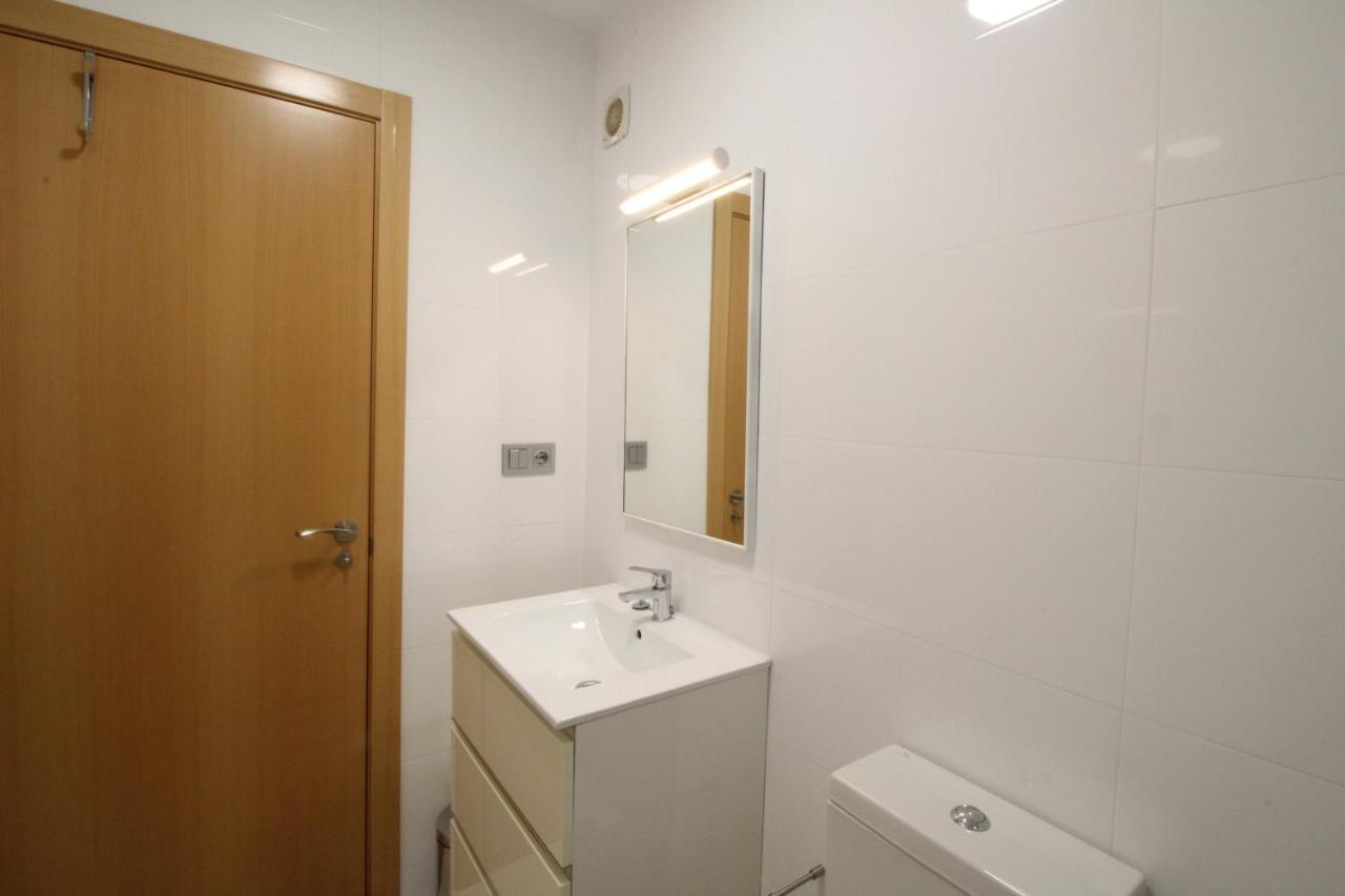 Del Parque Flats Pina Beach Málaga Eksteriør bilde